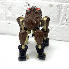 Transformers Cybertron Jungle Planet Optimus Prime Ape Deluxe Class Primal