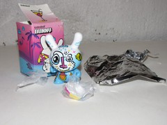 Kidrobot DUNNY Jon Burgerman Rainy Day 2009 Limited Urban Vinyl Figure UK Artist