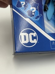 DC 4″ Blue Beetle Action Figure with 2 surprise accessories inside Spin Masters