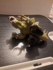 Street Sharks 2 Extreme Dinosaurs 1996 + 1 Street Shark Stegz Slash Bullzeye