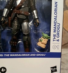 Star Wars Black Series #01 Mandalorian & WRONG Grogu Deluxe First Edition White