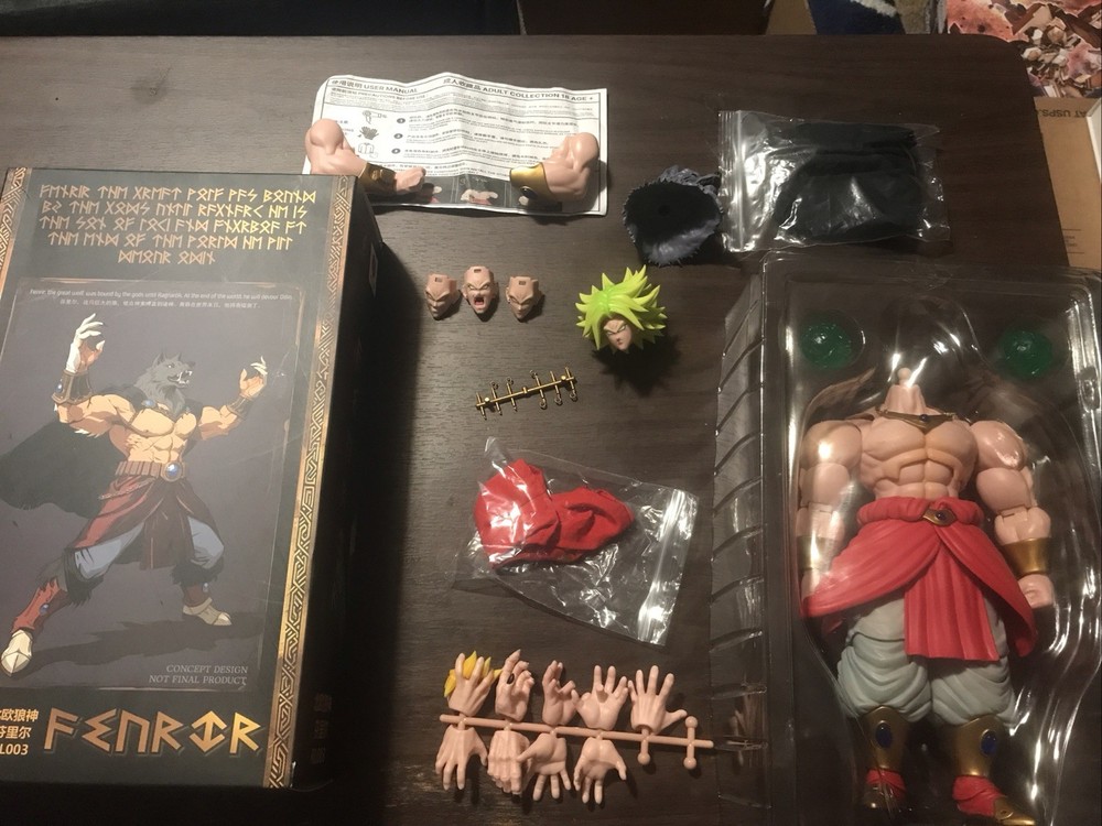 SH Figuarts Dragon Ball Z Red Bolt X Lion Heart SSJ Broly