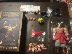 SH Figuarts Dragon Ball Z Red Bolt X Lion Heart SSJ Broly