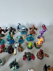 Activision Skylanders Figures Toys Lot Of 52 Untested