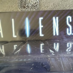 New Sealed 2014 Bishop Aliens Lance Henriksen Android NECA Action Figure