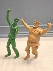 Playing Mantis Army Men Sarge’s Heroes General Plastro & Colonel Grimm Figures