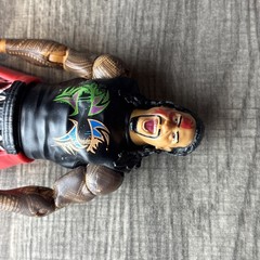 WWE Mattel Uso Battle Pack 44 Jey Uso Wrestling Figure WWF Bloodline Team