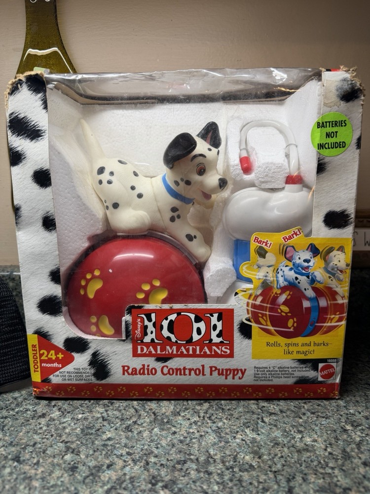 Mattel Disney 101 Dalmatians Remote Control Puppy Dog Action Figure Boxed