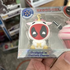 NEW Monogram International Deadpool Collectors Bag Clip – Walmart Exclusive