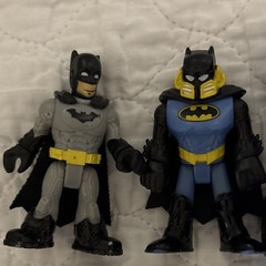 Batman Action Figure Lot w/ Vehicle, Plastic, Gray Black Blue Yellow