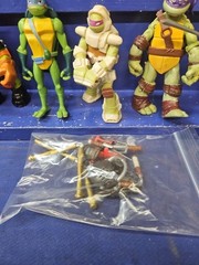 Lot 10 TMNT Teenage Mutant Ninja Turtles Figures Leo Don Raph Mike Varies