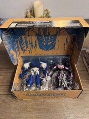 Transformers Prime MISB WAR BREAKDOWN & JET VEHICON 10th Anniversary 2-Pack