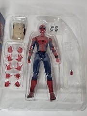 Bandai 570390 Spider-Man Far from Home 5.9in ABS Moving Figure