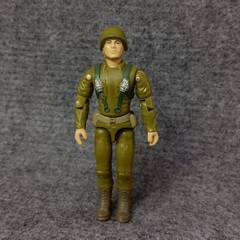 GI JOE G.I.JOE Action Soldier 1994 Commemorative Collection Figure 3.75″ broken