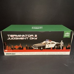 Terminator 2 – T-1000 Cop Car 1:18 Scale – Includes T-1000 Figure