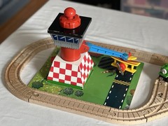 Thomas Friends Wooden Railway SODOR AIRFIELD SET w/CLICKETY TRACK Complete READ