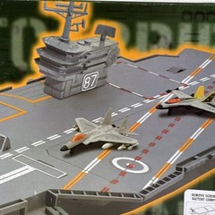 EXCITE UNIVERSAL U.S. Aircraft Carrier 30 In USS Constitution CVN-87 Battery