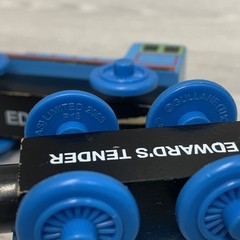 2003 Edward & Edward’s Tender Thomas and Friends Wooden Railway Magnet Connector