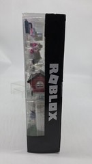 NEW Roblox Adopt Me Pet Store Playset Figures Accessories Exclusive Virtual Item