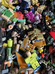 Roblox Toys For Girls and Boys New Action Figures Lot Of 20 W/ FULL Accessories