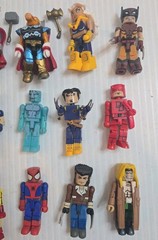 Lot of 18 Marvel Comics Universe Minimates Heroes Figures