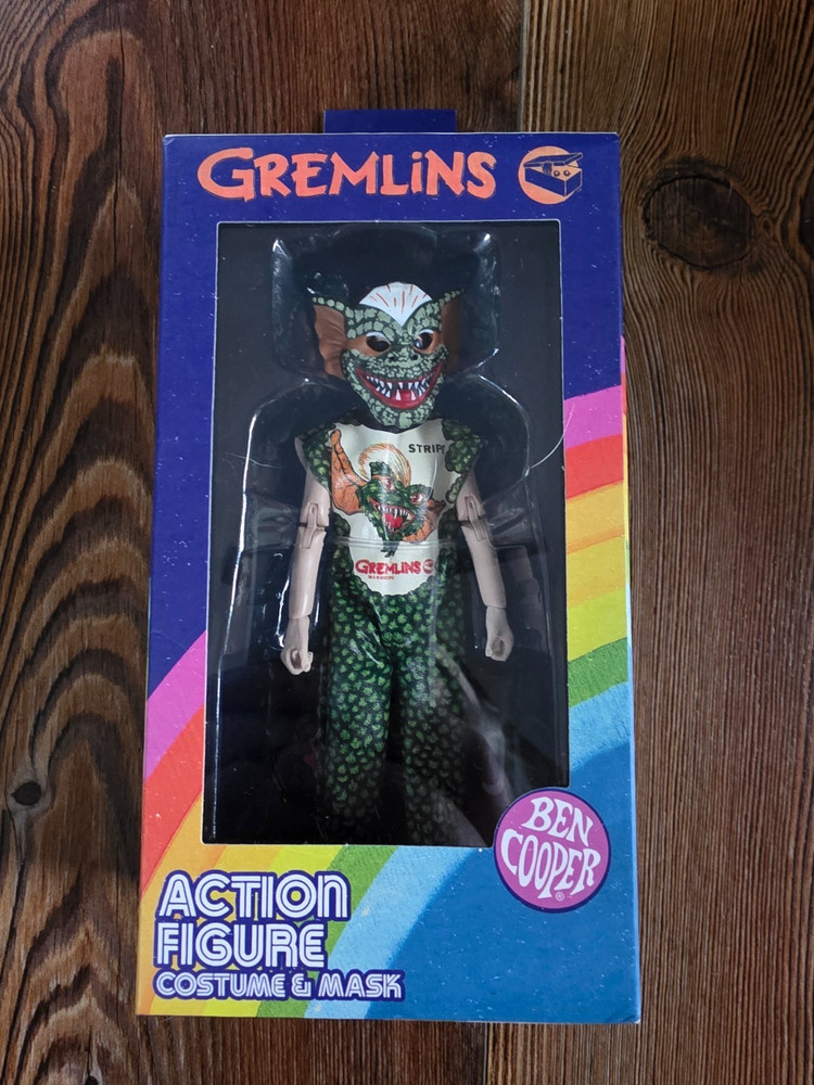 NIB NECA Ben Cooper Gremlins Stripe 5.5″ Action Figure & Mask