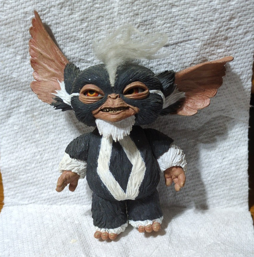 NECA Gremlins 2 The New Batch Mohawk the Mogwai 4 inch Action Figure