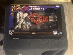 NEW 2022 Takara Tomy 35th Street Fighter II x Transformers Optimus vs Megatron