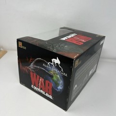 2005 Pegasus Hobbies War Of The Worlds Alien Creature Diorama Figure 1/8 in Box