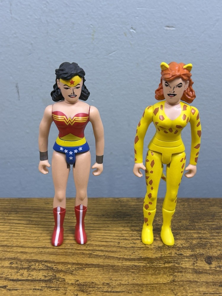 2002 DC Direct DC Pocket Heroes Cheetah Vs Wonder Woman 3” Action Figure