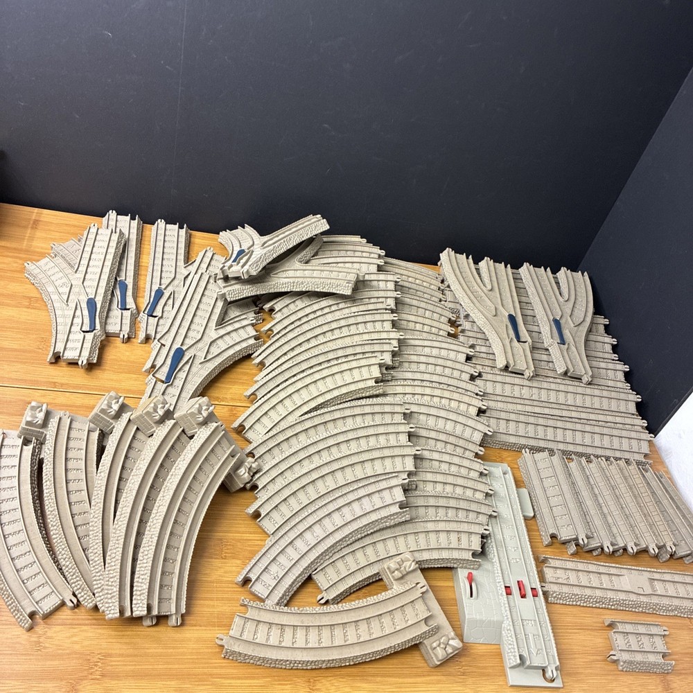 Thomas & Friends TrackMaster Track Lot 65+ Pcs Mixed Tracks Mattel Gullane