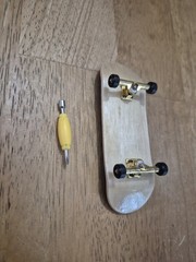 Premium Wood Fingerboard Complete with Bearing Wheels and foam grip and Trucks