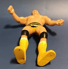 KILLER BEES WWF LJN 8″ RUBBER “WRESTLING” FIGURE SET NO BELTS PLEASE SEE PICS