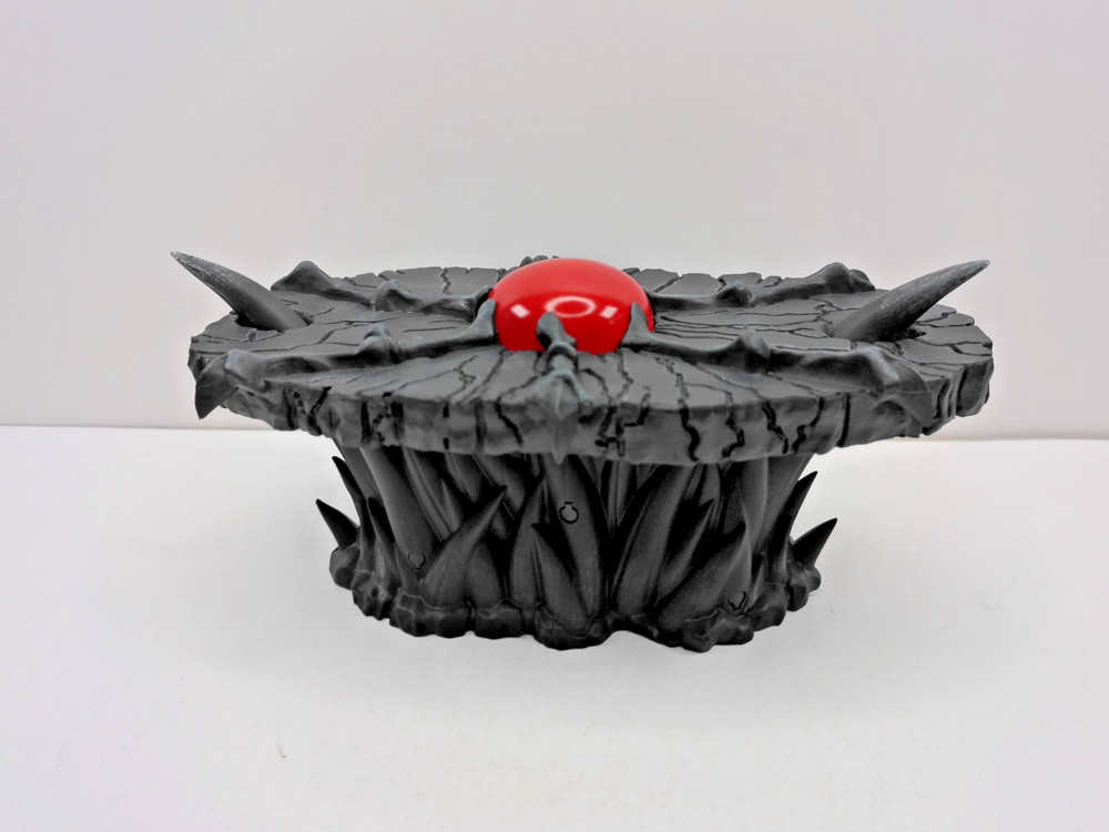 MOTU CLASSICS MASTERS OF THE UNIVERSE SUPER7 SNAKE MOUNTAIN SKELETOR TABLE