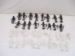 Vintage, 1960’s?, Astronauts, Plastic figures (22 white, 17 black)