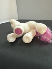 G3 Hasbro My Little Pony STRAWBERRY SWIRL white with strawberries Cut Tail