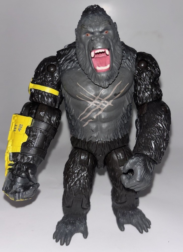 KONG w/ BEAST Glove 6” Figure Godzilla X Kong The New Empire Playmates EUC