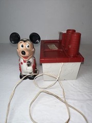 Vintage 1973 Mickey Mouse Battery Powered Toothbrush, 1973, Kenner- Read Desc