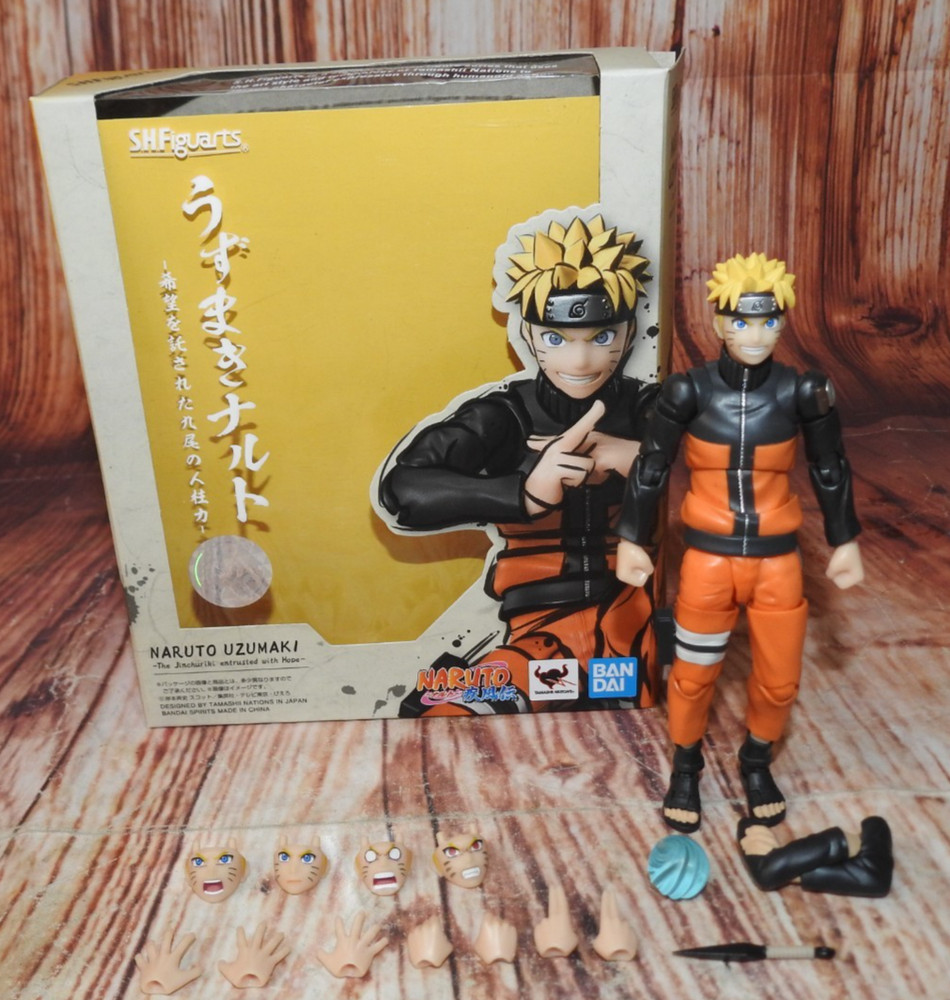 S.H. FIGUARTS Naruto Uzumaki The Jinchuriki Entrusted With Hope Open Box