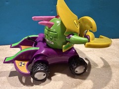 RUMBLE ROBOT Lot Of 2 Battle Bot Mix Team Fight Toy No Remote Turns On And sound