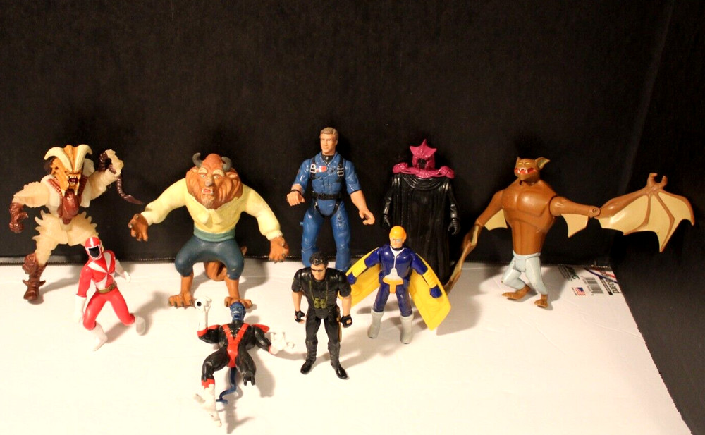 Random Lot of Vintage PVC & Plastic Figures Toys