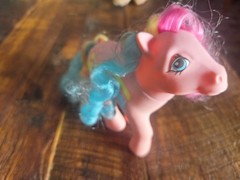 1984 Hasbro My Little Pony G1 Rainbow Curl Stripes figure