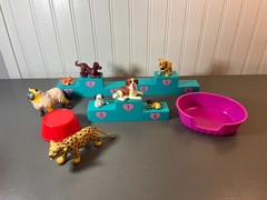 Vintage 1993-94 MEG Puppy In My Pocket x 4 + Extra Animals + Bed + x3 Stands