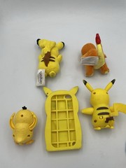 24pc Vintage Pokémon Figure Toy/Collectibles Lot – Unique PLUSH PIKACHU T4