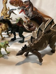 Jurassic World – Lot of 14 Dinosaurs – Large triceratops T. Rex