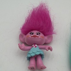 Trolls Mini Action Figure Collection Lot of 6 Multicolor Hair Dreamworks 2015