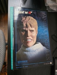 EXCLUSIVE Sideshow Friday The 13th Part 1 Pamela Voorhees 1/6 Figure