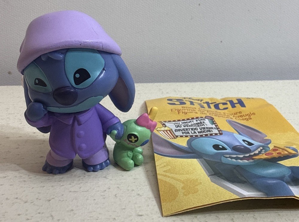 Disney Stitch Friday Night Fun STITCH IN PAJAMAS with SCRUMP Figure NEW *READ*