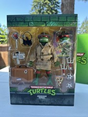Super7 TMNT Teenage Mutant Ninja Turtles ULTIMATES! Undercover Raphael Brand New