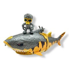 New Treasure X Sunken Gold Tiger Shark Rare with Figure And Container